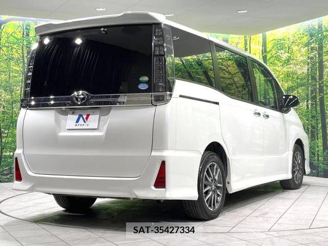 Toyota VOXY 2017-06 224955-18