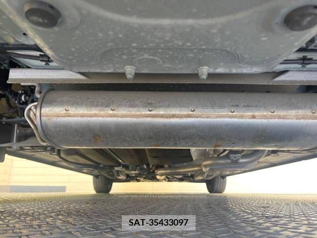 Toyota SIENTA 2019-01 344084-19