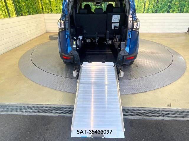 Toyota SIENTA 2019-01 344084-2