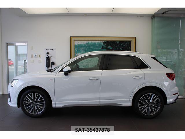 Audi Q3 2021-09 202616-3