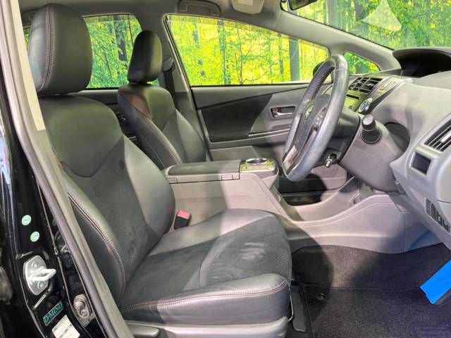 Toyota PRIUS ALPHA 2014-08 193846-8
