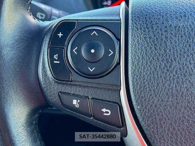 Toyota VOXY 2019-02 220892-17