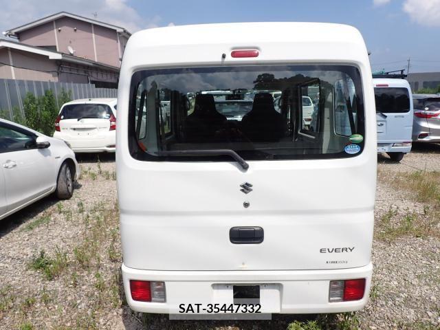 Suzuki EVERY 2018-01 372457-4