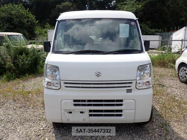 Suzuki EVERY 2018-01 372457-3