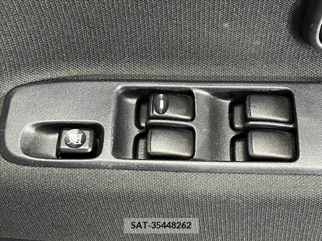 Mitsubishi TOPPO 2009-08 289838-22