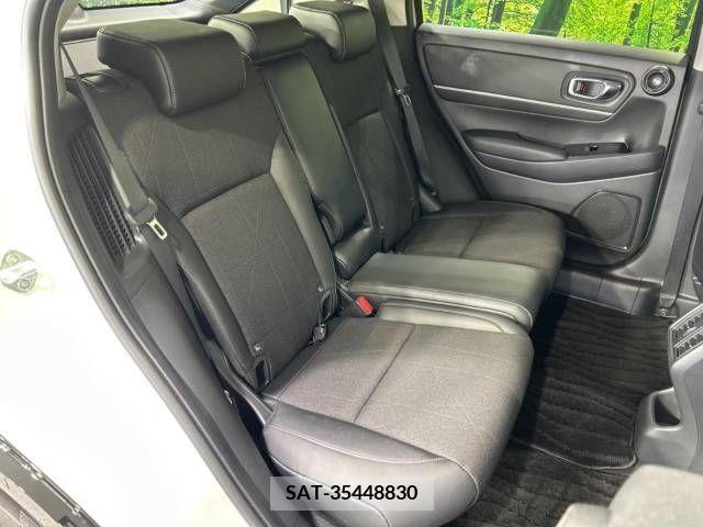 Honda VEZEL 2022-02 376117-9