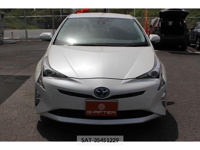 Toyota PRIUS 2017-02 233974-5