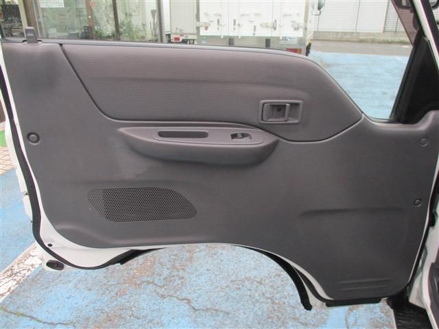 Mazda BONGO TRUCK 2016-07 2948-23