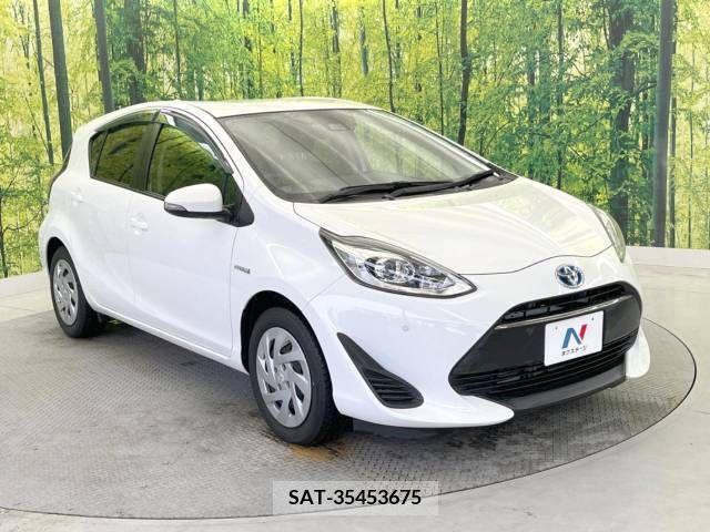 Toyota AQUA 2017-11 260245-16