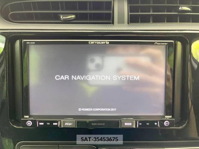Toyota AQUA 2017-11 260245-2