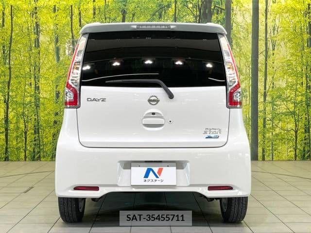 Nissan DAYZ 2016-03 323355-15