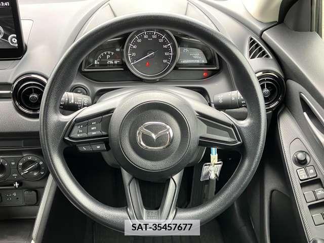 Mazda MAZDA2 2022-02 343550-9