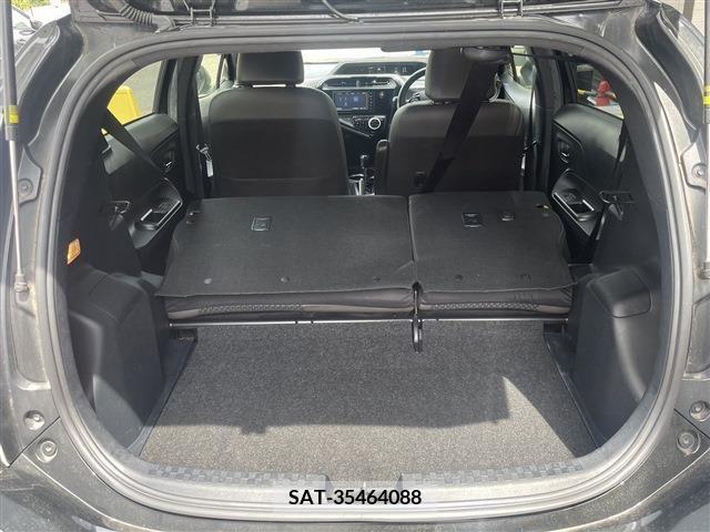 Toyota AQUA 2019-07 350626-17