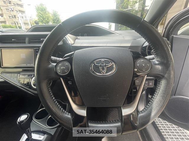 Toyota AQUA 2019-07 350626-13