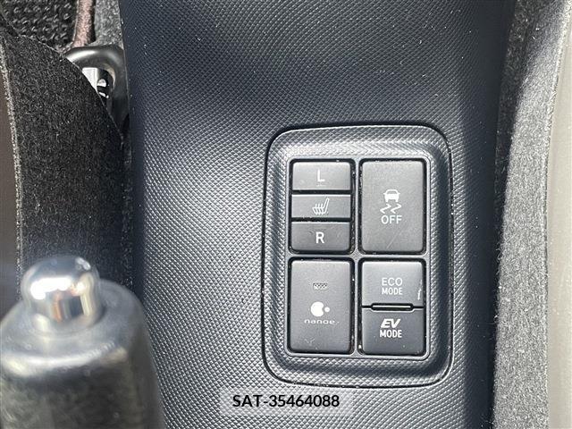 Toyota AQUA 2019-07 350626-12