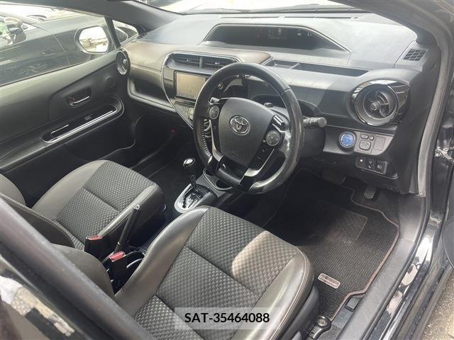 Toyota AQUA 2019-07 350626-7