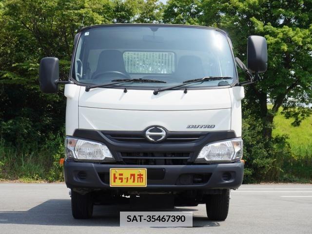 Hino DUTRO 2017-09 359480-6