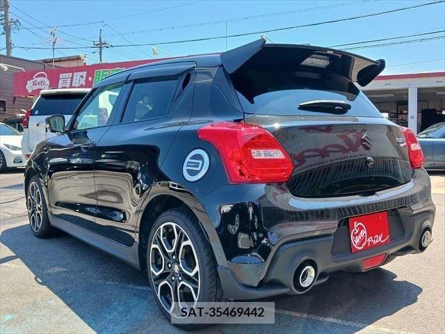 Suzuki SWIFT 2017-11 330441-16
