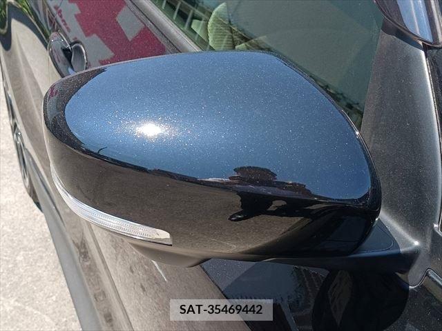 Suzuki SWIFT 2017-11 330441-23