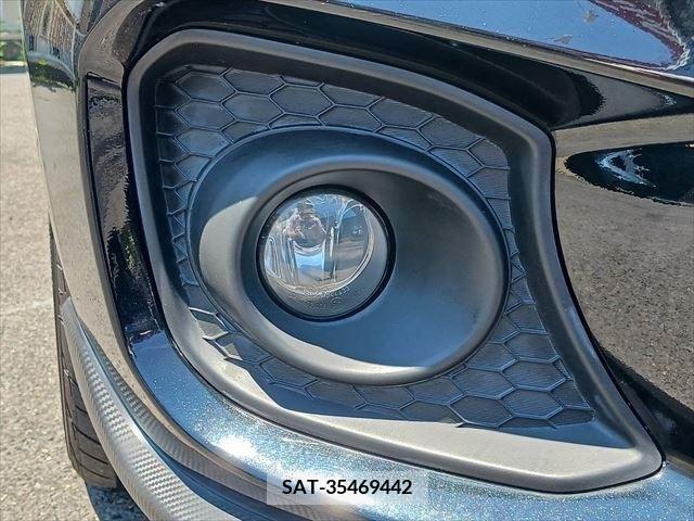 Suzuki SWIFT 2017-11 330441-21
