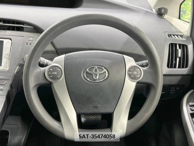 Toyota PRIUS 2013-05 281813-11