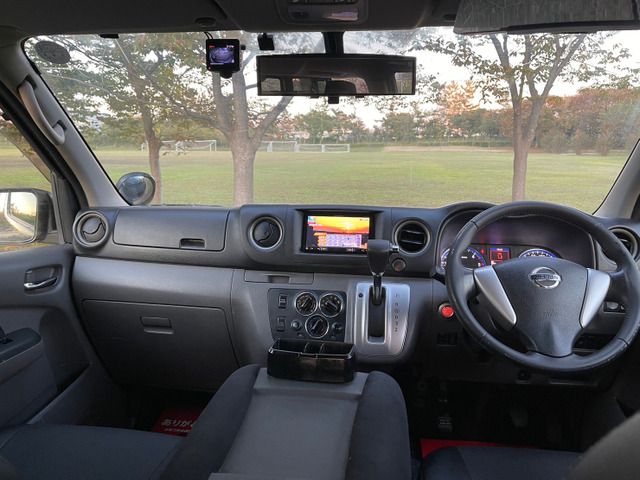 Nissan NV350 Caravan 2014-12 16638-8