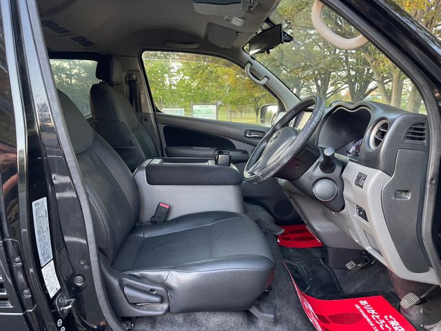 Nissan NV350 Caravan 2014-12 16638-7