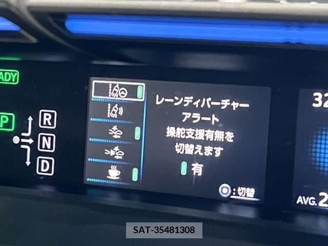 Toyota PRIUS 2016-08 383854-4