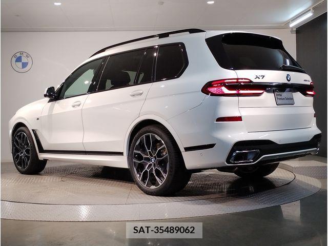 Bmw X7 2023-09 318202-2
