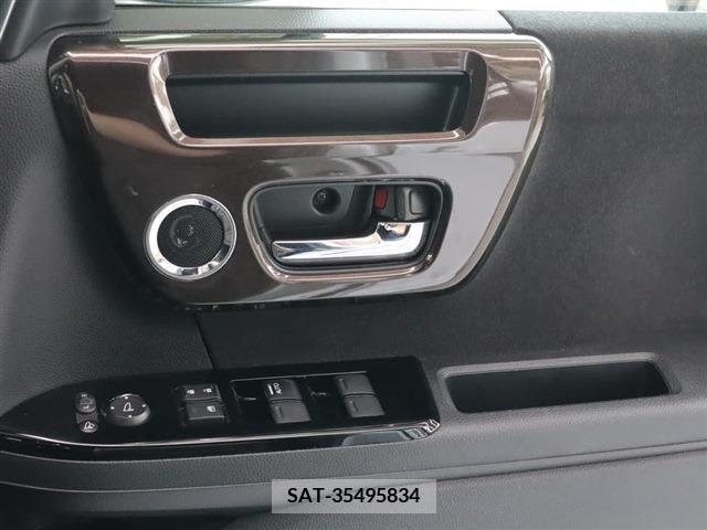 Honda N BOX CUSTOM 2018-06 279253-5