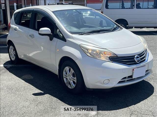 Nissan NOTE 2013-09 392953-4
