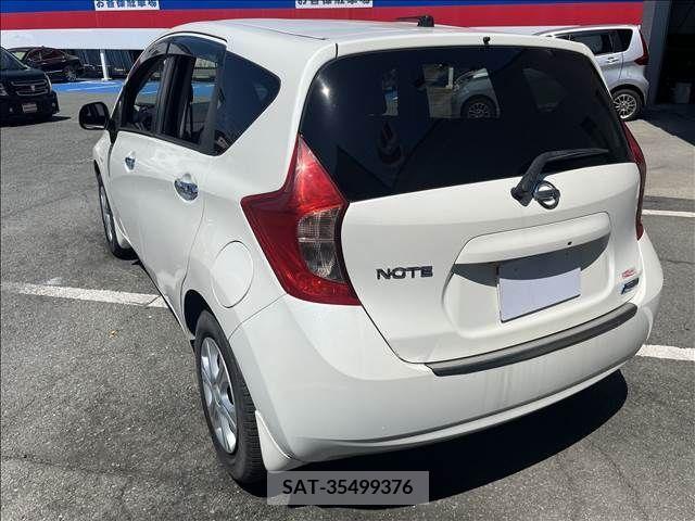 Nissan NOTE 2013-09 392953-2
