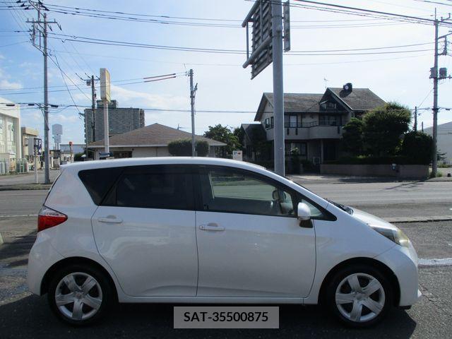 Toyota RACTIS 2011-11 385595-7