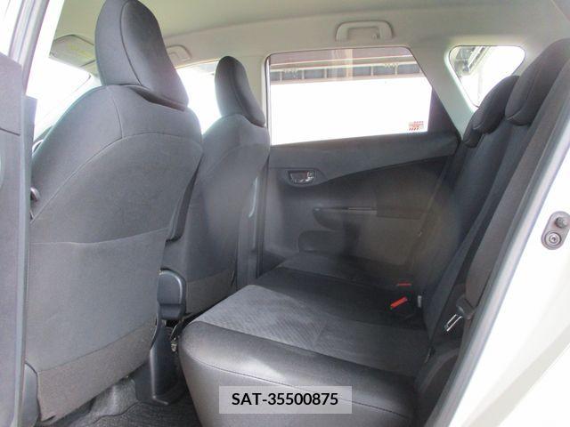 Toyota RACTIS 2011-11 385595-16