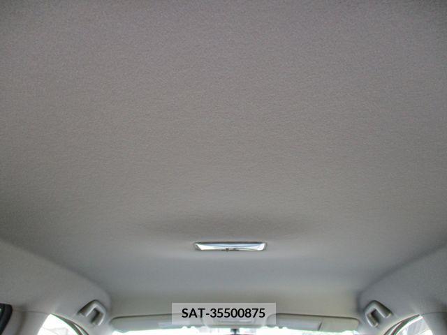 Toyota RACTIS 2011-11 385595-19