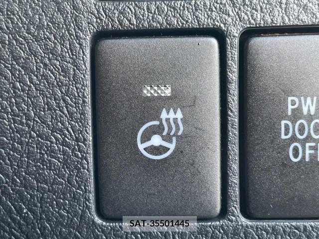 Toyota VELLFIRE 2015-08 369772-7