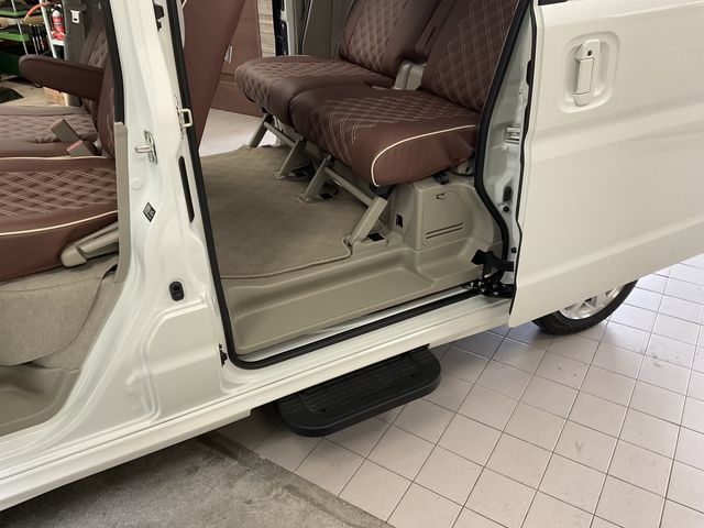 Suzuki EVERY WAGON 2023-06 196100-14