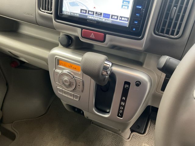 Suzuki EVERY WAGON 2023-06 196100-4