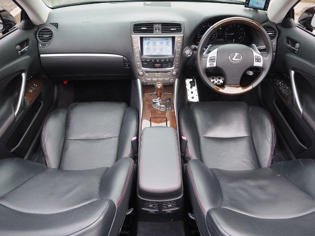 Lexus IS 2010-12 1221-13