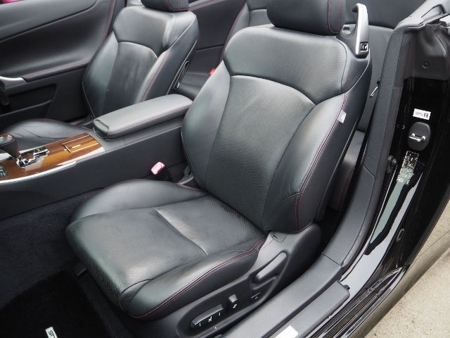 Lexus IS 2010-12 1221-15