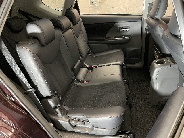 Toyota PRIUS ALPHA 2013-10 25244-11