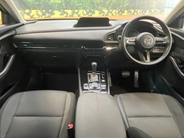 Mazda CX-30 2021-11 19824-1