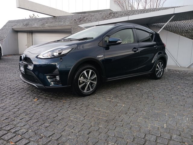 Toyota AQUA 2018-03 188379-1