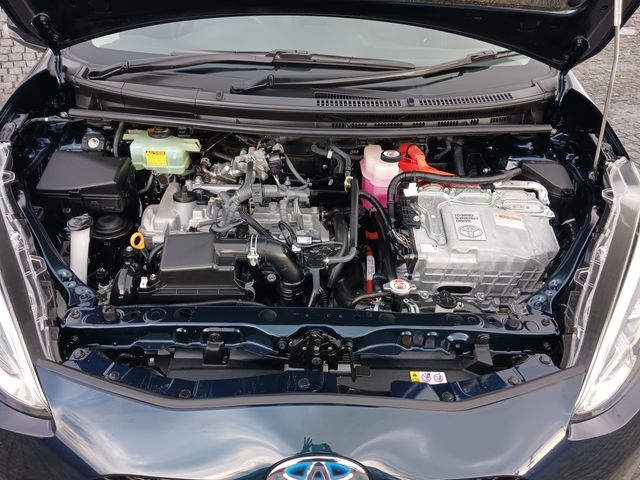 Toyota AQUA 2018-03 188379-26