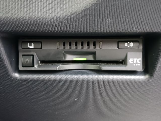 Toyota AQUA 2018-03 188379-20