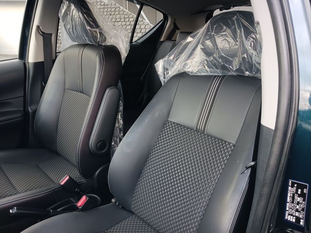 Toyota AQUA 2018-03 188379-22