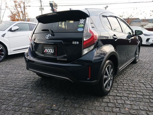 Toyota AQUA 2018-03 188379-6