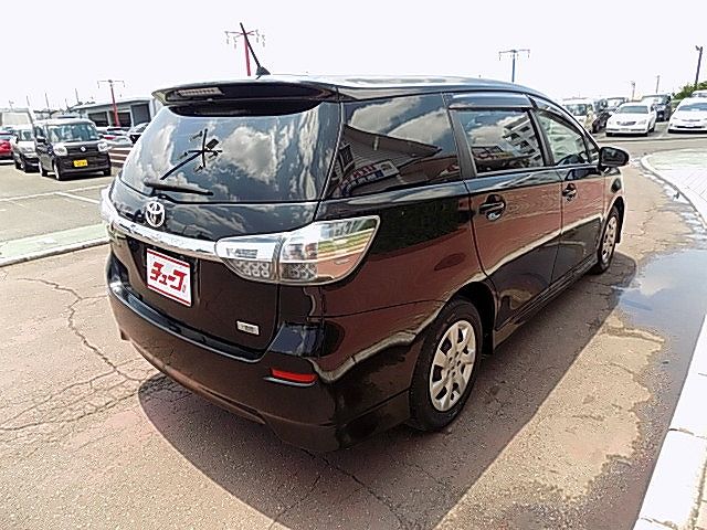Toyota WISH 2012-07 4813-2