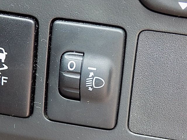 Toyota WISH 2012-07 4813-17