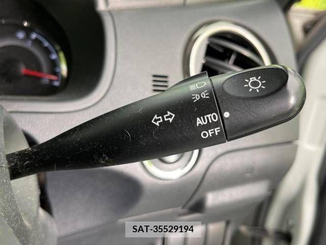 Nissan ROOX 2009-12 257280-7